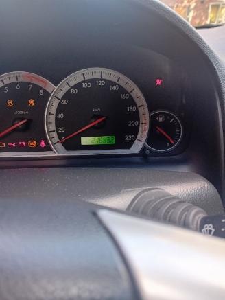 Chevrolet Captiva Captiva (C100) SUV 2.4 16V 4x2 (Z24SED) [100kW]  (06-2006/05-2011) picture 2