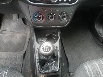 Fiat Punto Grande Punto (199) Hatchback 1.3 JTD Multijet 16V VGT (199.B.4000(Euro=
 5)) [62kW]  (04-2010/...) picture 15