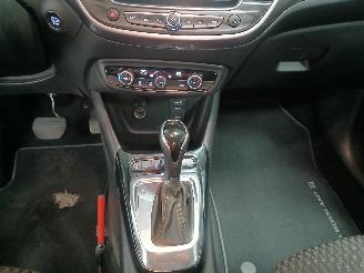 Opel Crossland Crossland (X) SUV 1.2 Turbo 12V (F12XHT(EB2ADTS)) [96kW]  (03-2017/...=
) picture 17