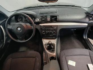 BMW 1-serie 1 serie (E81) Hatchback 3-drs 116i 1.6 16V (N43-B16A) [90kW]  (03-2007=
/12-2011) picture 10