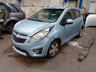 demontáž osobní automobily Chevrolet Spark Spark (M300) Hatchback 1.2 16V (LMU) [60kW]  (03-2010/12-2015) 2010/3