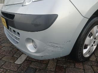 Renault Kangoo Kangoo/Grand Kangoo (KW) MPV 1.6 16V (K4M-830(K4M-G8)) [78kW]  (02-200=
8/...) picture 19