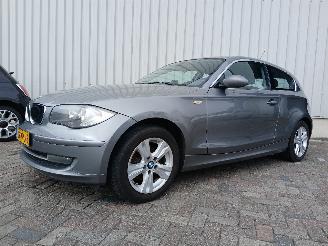 BMW 1-serie 1 serie (E81) Hatchback 3-drs 116i 1.6 16V (N43-B16A) [90kW]  (03-2007=
/12-2011) picture 3