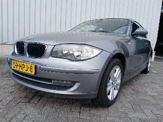 Schadeauto BMW 1-serie 1 serie (E81) Hatchback 3-drs 116i 1.6 16V (N43-B16A) [90kW]  (03-2007=
/12-2011) 2009/1