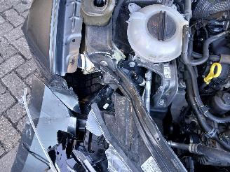 Skoda Superb Superb (3V3) Liftback 1.8 TSI 16V (CJSA) [132kW]  (03-2015/06-2024) picture 32