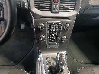 Volvo V-40 V40 (MV) Hatchback 5-drs 1.6 D2 (D4162T) [84kW]  (03-2012/12-2016) picture 19