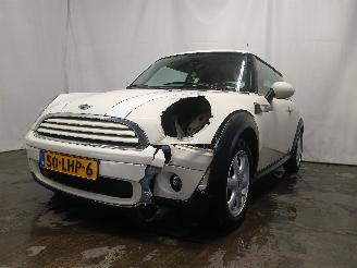 Schadeauto Mini Mini Mini (R56) Hatchback 1.6 16V One (N16-B16A) [72kW]  (03-2010/11-2013) 2010/1