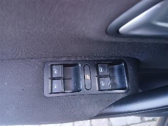 Volkswagen Polo Polo V (6R) Hatchback 1.2 TSI (CBZC(Euro 5)) [66kW]  (05-2011/05-2014)= picture 12