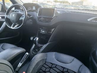 Peugeot 208 208 I (CA/CC/CK/CL) Hatchback 1.2 12V e-THP PureTech 110 (EB2DT(HNZ)) =
[81kW]  (01-2013/12-2019) picture 9