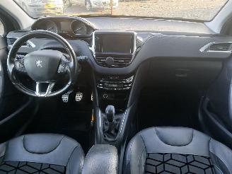 Peugeot 208 208 I (CA/CC/CK/CL) Hatchback 1.2 12V e-THP PureTech 110 (EB2DT(HNZ)) =
[81kW]  (01-2013/12-2019) picture 10