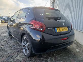 Peugeot 208 208 I (CA/CC/CK/CL) Hatchback 1.2 12V e-THP PureTech 110 (EB2DT(HNZ)) =
[81kW]  (01-2013/12-2019) picture 5