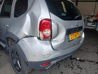 Dacia Duster Duster (HS) SUV 1.6 16V (K4M-690(K4M-F6)) [77kW]  (04-2010/01-2018) picture 21