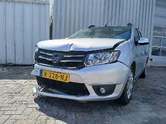 uszkodzony samochody osobowe Dacia Logan Logan MCV II/Sandero Wagon (7S) Combi 1.2 16V (D4F-732(D4F-F7)) [55kW]=
  (02-2013/02-2017) 2014/11