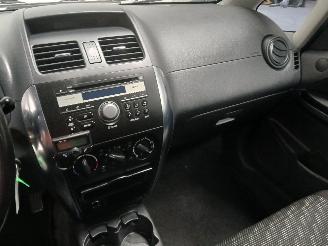 Suzuki SX4 SX4 (EY/GY) SUV 1.6 16V VVT Comfort,Exclusive (M16A VVT) [79kW]  (06-2=
006/...) picture 16