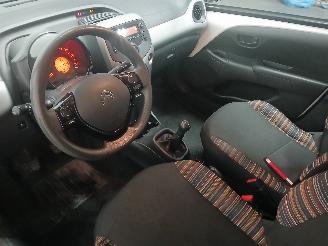 Citroën C1 C1 Hatchback 1.0 Vti 68 12V (1KR-FE(CFB)) [51kW]  (04-2014/04-2018) picture 12