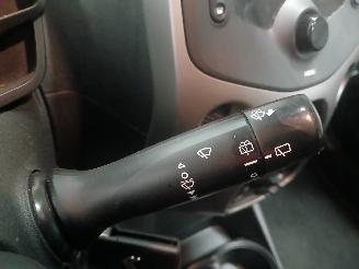 Citroën C1 C1 Hatchback 1.0 Vti 68 12V (1KR-FE(CFB)) [51kW]  (04-2014/04-2018) picture 15