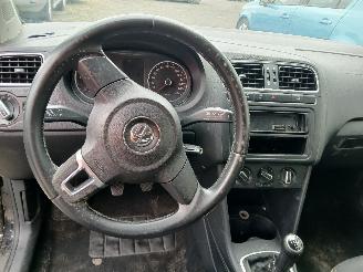 Volkswagen Polo Polo V (6R) Hatchback 1.2 TDI 12V BlueMotion (CFWA(Euro 5)) [55kW]  (1=
0-2009/05-2014) picture 12