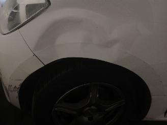 Volkswagen Up! Up! (121) Hatchback 1.0 12V 60 (CHYA) [44kW]  (08-2011/08-2020) picture 18