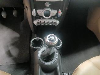 Mini Clubman Clubman (R55) Combi 1.6 16V Cooper (N12-B16A) [88kW]  (10-2007/12-2013=
) picture 16