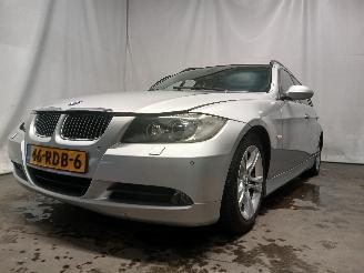 Auto incidentate BMW 3-serie 3 serie Touring (E91) Combi 325i 24V (N52-B25C) [160kW]  (12-2004/08-2=
008) 2006/2