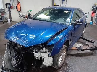 Salvage car Audi A3 A3 (8V1/8VK) Hatchback 3-drs 1.6 TDI Ultra 16V (CRKB(Euro 5)) [81kW]  =
(09-2013/12-2017) 2014/9
