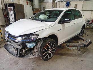 Salvage car Volkswagen Golf Golf VII (AUA) Hatchback 1.4 GTE 16V (CUKB) [150kW]  (05-2014/08-2020)= 2015