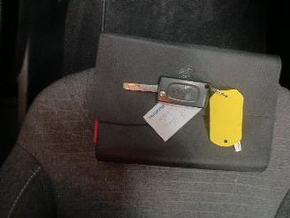 Citroën C3 C3 (SC) Hatchback 5-drs 1.0 Vti 68 12V (EB0(ZMZ)) [50kW]  (08-2012/10-=
2016) picture 21