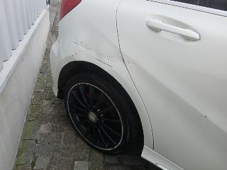 Mercedes A-klasse A (W176) Hatchback 1.8 A-180 CDI 16V (OM651.901(Euro 5)) [80kW]  (06-2=
012/10-2014) picture 20