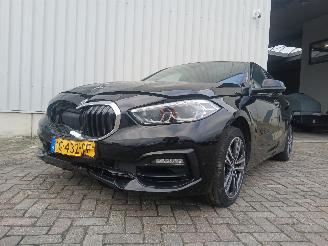 uszkodzony samochody osobowe BMW 1-serie 1 serie (F40) Hatchback 118i 1.5 TwinPower 12V (B38-A15A) [103kW]  (07=
-2019/...) 2019/11