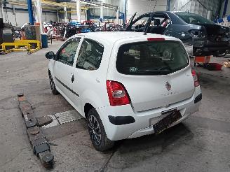 Renault Twingo Twingo II (CN) Hatchback 3-drs 1.2 (D7F-800(Euro 4)) [43kW]  (03-2007/=
09-2014) picture 4