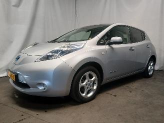 Nissan Leaf Leaf (ZE0) Hatchback Leaf (EM61) [80kW]  (11-2010/12-2017) picture 2