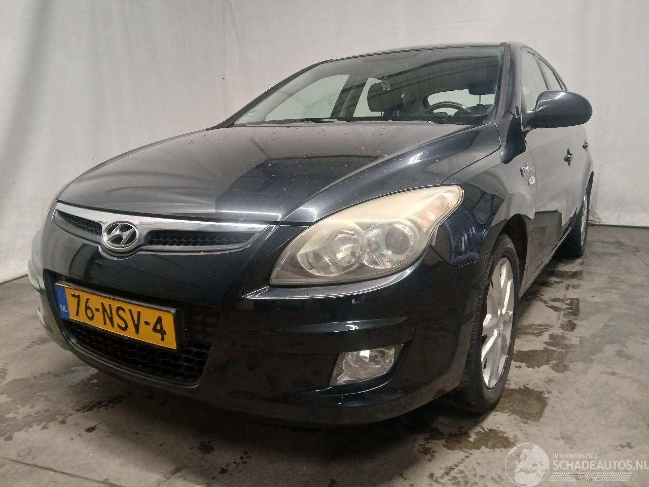 Hyundai I-30 i30 (FD) Hatchback 1.4 CVVT 16V (G4FA) [80kW]  (10-2007/11-2011)