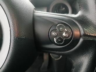 Mini Mini Mini (R56) Hatchback 1.6 16V Cooper (N16-B16A) [90kW]  (09-2009/11-201=
3) picture 15