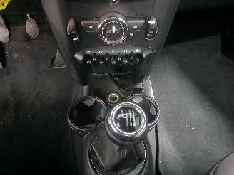 Mini Mini Mini (R56) Hatchback 1.6 16V Cooper (N16-B16A) [90kW]  (09-2009/11-201=
3) picture 14