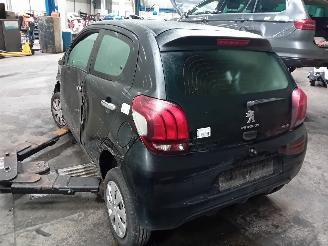 Peugeot 108 108 Hatchback 1.0 12V (1KRFE(CFB)) [51kW]  (05-2014/...) picture 4