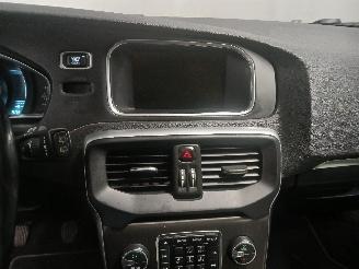 Volvo V-40 V40 (MV) Hatchback 5-drs 1.6 D2 (D4162T) [84kW]  (03-2012/12-2016) picture 15