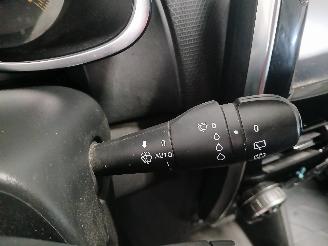 Renault Clio Clio IV Estate/Grandtour (7R) Combi 5-drs 1.5 Energy dCi 90 FAP (K9K-6=
08(K9K-B6)) [66kW]  (11-2012/08-2021) picture 15