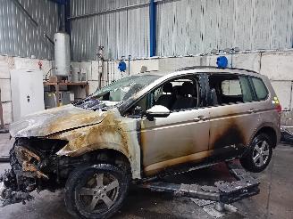  Volkswagen Touran Touran (5T1) MPV 1.6 TDI SCR BlueMotion Technology (DGDA) [85kW]  (05-=
2016/12-2021) 2016/9