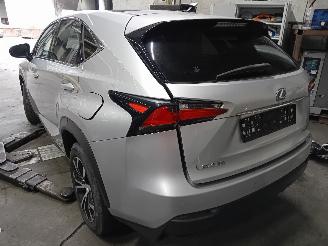 Lexus NX NX I (Z1) SUV 300h 2.5 16V 4x4 (2ARFXE) [145kW]  (07-2014/...) picture 4