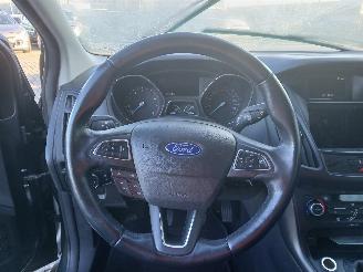 Ford Focus Focus 3 Wagon Combi 1.0 Ti-VCT EcoBoost 12V 125 (M1DD) [92kW]  (02-201=
2/05-2018) picture 18