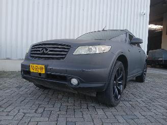 Schadeauto Infiniti FX FX (S50) SUV 35 3.5i 24V AWD (VQ35DE) [206kW]  (01-2003/12-2008) 2003/7