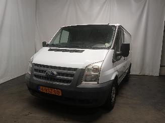 Voiture accidenté Ford Transit Transit Van 2.2 TDCi 16V (DRFC) [74kW]  (10-2011/08-2014) 2012/1