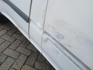 Ford Transit Transit RWD Van 2.4 TDCi 16V (PHFA) [74kW]  (04-2006/08-2014) picture 18