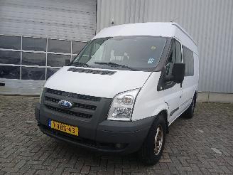 Schadeauto Ford Transit Transit RWD Van 2.4 TDCi 16V (PHFA) [74kW]  (04-2006/08-2014) 2009/4