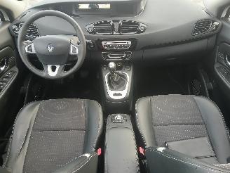 Renault Scenic Grand Scénic III (JZ) MPV 1.6 dCi (R9M-402(R9M-A4)) [96kW]  (04-2011=
/12-2016) picture 11