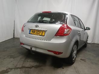Kia Cee d Cee'd (EDB5) Hatchback 5-drs 1.4 CVVT 16V (G4FAI) [80kW]  (09-2009/12-=
2012) picture 5
