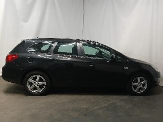 Opel Astra Astra J Sports Tourer (PD8/PE8/PF8) Combi 1.4 Turbo 16V (A14NEL(Euro 5=
)) [88kW]  (10-2010/10-2015) picture 7