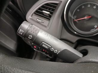 Opel Astra Astra J Sports Tourer (PD8/PE8/PF8) Combi 1.4 Turbo 16V (A14NEL(Euro 5=
)) [88kW]  (10-2010/10-2015) picture 14