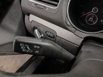 Volkswagen Golf Golf VI (5K1) Hatchback 1.6 TDI 16V (CAYC(Euro 5)) [77kW]  (02-2009/11=
-2012) picture 14