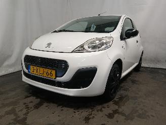 Schadeauto Peugeot 107 107 Hatchback 1.0 12V (384F(1KR)) [50kW]  (06-2005/05-2014) 2013/6